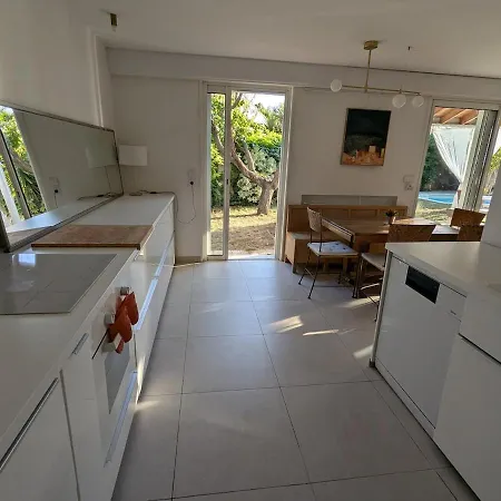 Avec Piscine Proche Plages Pérols